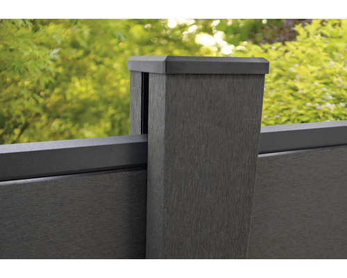 Detail stĺpika plota s koncovým prvkom, vodorovnej lišty a plotového dielu