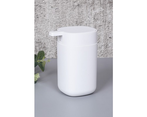 Biely dávkovač mydla do kúpeľne