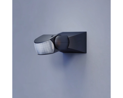 Pohybový senzor pre montáž na stenu