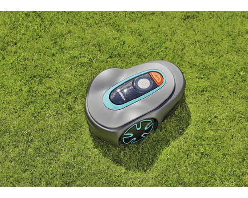 Robotická kosačka Gardena na trávniku