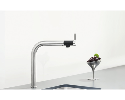 Nerezová kuchynská batéria s bočnou pákou