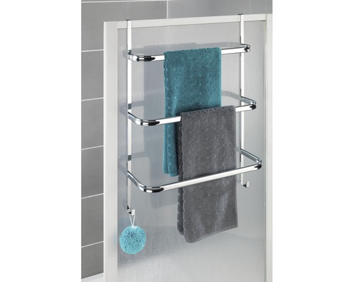 Držiak na uteráky na montáž na dvere s tromi tyčami a dvoma uterákmi