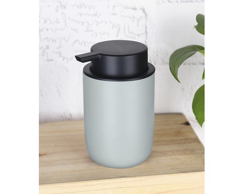 Keramický dávkovač mydla s čiernou pumpičkou