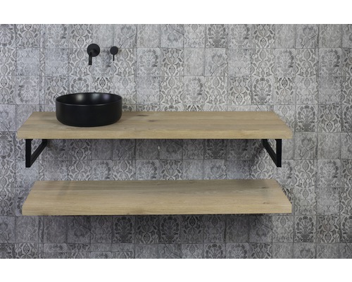 Kúpeľňa s umývadlom, umývadlovou misou a dvoma policami