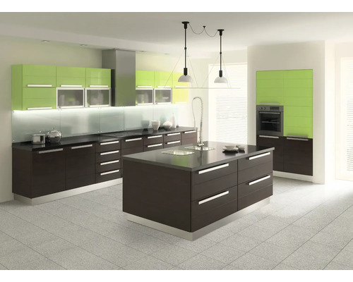 Moderná kuchyňa s kuchynským ostrovom, kuchynskými skrinkami a vstavanými spotrebičmi