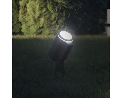 Záhradný reflektor pre montáž do zeme v trávniku