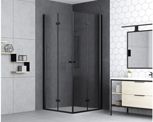 Rohová sprcha s čiernym rámom v kúpeľni