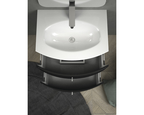 Umývadlo s dvomi zásuvkami a batériou zhora