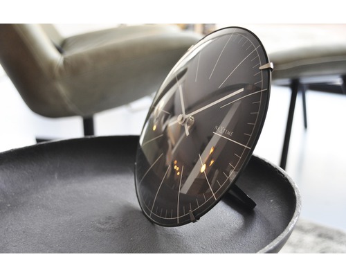 Stolové hodiny Nextime na stole