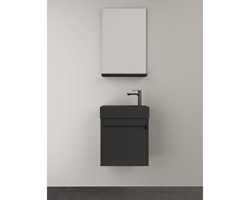 Umývadlo so skrinkou a zrkadlom do kúpeľne