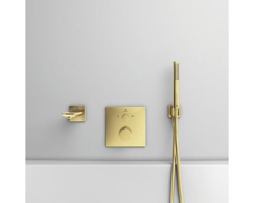 Nástenná vaňová batéria s ručnou sprchou a vaňovým výtokom