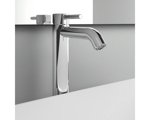 Chrómovaná umývadlová batéria do kúpeľne