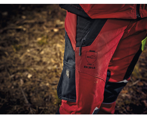 Nohavice s ochranou proti prerezaniu s označením EN 381-5 triedy 1
