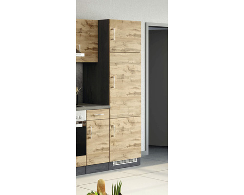 Kuchynská linka so skrinkami a zásuvkami s dreveným dekorom