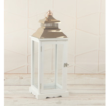 Dekoratívna biela lampa s kovovými prvkami