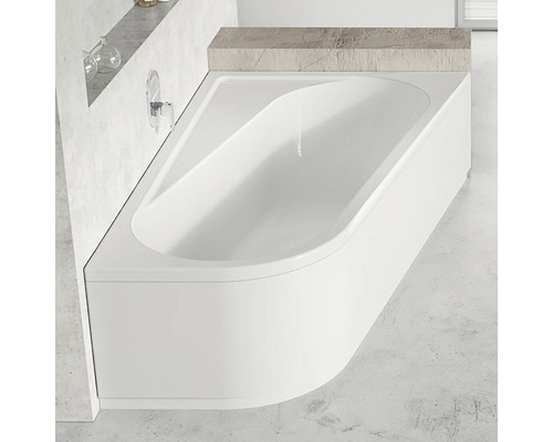 Rohová vaňa v kúpeľni