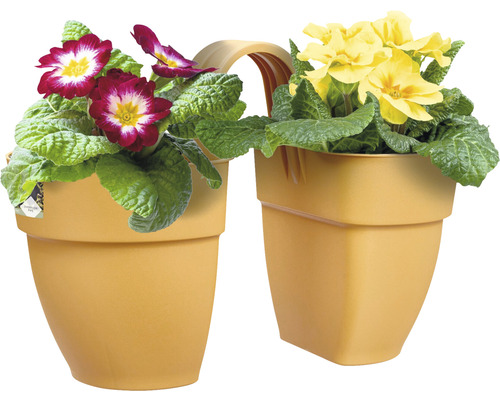 Dvojitý kvetináč so žltými a červenými prvosienkami