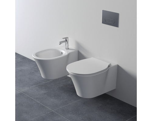 Závesné WC a bidet s ovládacím panelom v kúpeľni