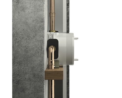 Inštalácia potrubia v stene pre sanitárne aplikácie.