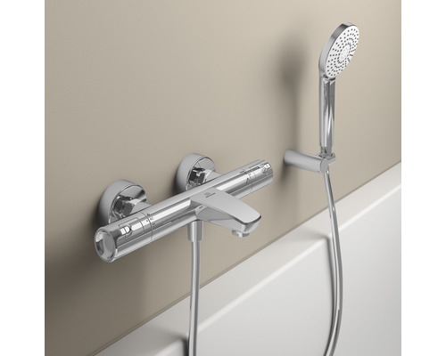 Nástenná vaňová batéria s ručnou sprchou