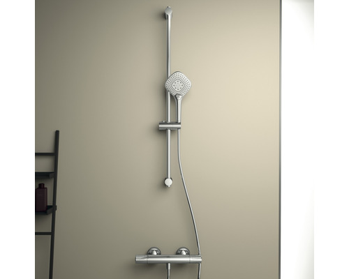 Sprchový set so štvorcovou sprchovou hlavicou a termostatickou batériou