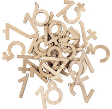 Dekoratívne čísla z dreva s otvorom na zavesenie pre individuálny dizajn