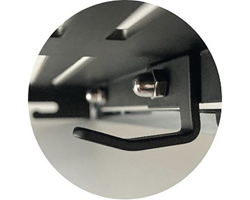 Detailný pohľad na hák na náradie na uskladnenie