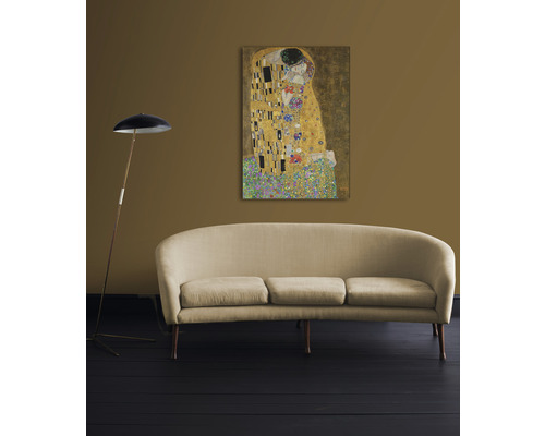 Obraz Bozk od Gustáva Klimta na stene nad pohovkou