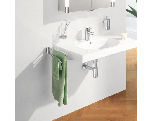 Kúpeľňové umývadlo s batériou, držiakom na uteráky a príslušenstvom