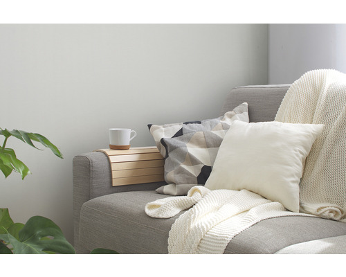 Príjemné posedenie s vankúšmi, prikrývkou a držiakom nápojov