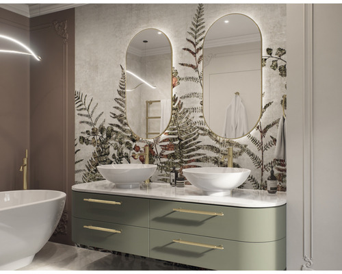 Svetlá kúpeľňa s dvojitým umývadlom, zrkadlami a kvetinovou tapetou pre príjemnú atmosféru.