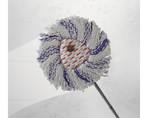 Mop s bavlnenými strapcami na čistenie podláh