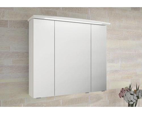 Zrkadlová skrinka s tromi dvierkami a osvetlením do kúpeľne.