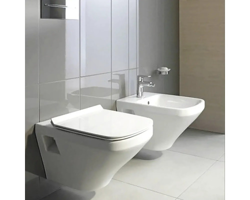 Nástenné WC a bidet v kúpeľni