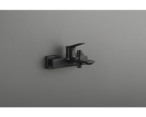 Nástenná batéria do kúpeľne