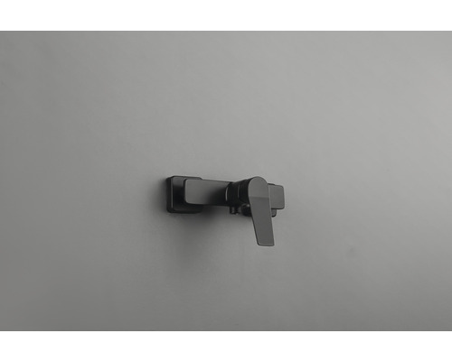 Nástenná batéria do kúpeľne