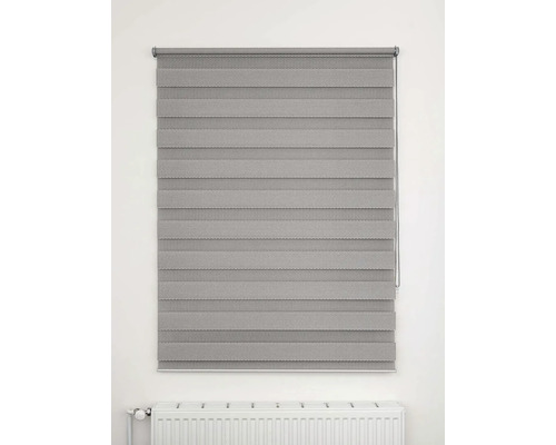 Sivá roleta duo v okne