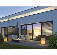 Terasa s posedením, zástienkou a vonkajším osvetlením