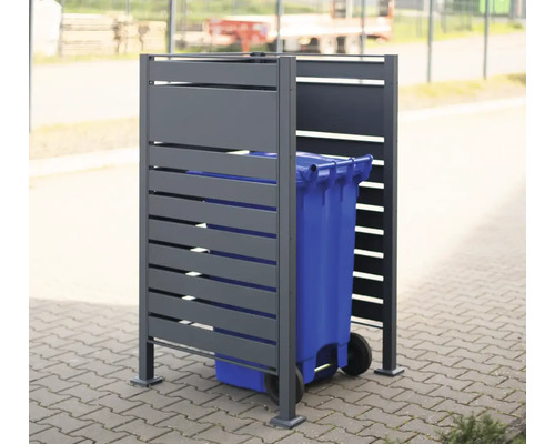 Box na smetné nádoby s vodorovnými lamelami a modrá smetná nádoba