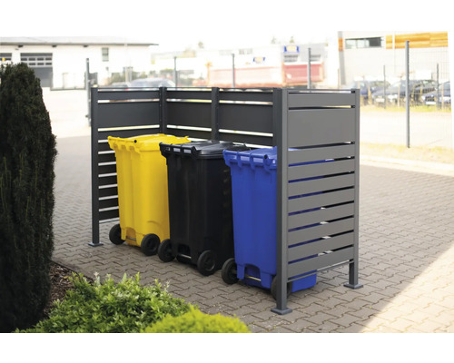 Kryt na smetné koše s tromi smetnými košmi