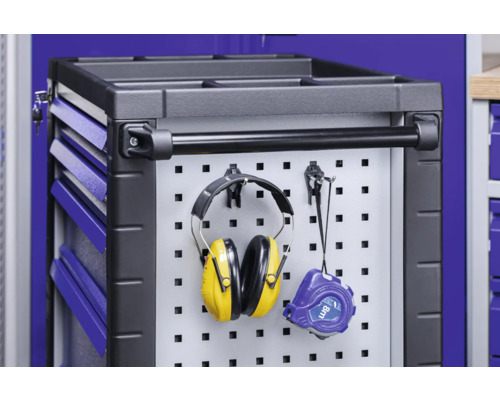 Dielenský vozík s dierovanou stenou, ochranou sluchu a zvinovacím metrom