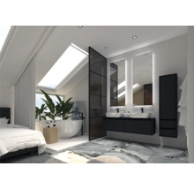 Svetlá kúpeľňa s vaňou, umývadlom so zrkadlom a dlažbou.