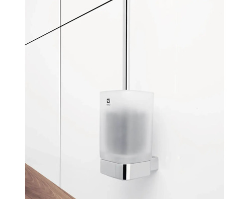 Kúpeľňová nástenná WC súprava s nádobou zo skla a držiakom z kovu