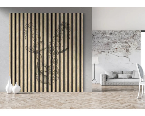 Dekoratívny stenový panel s dizajnom kozy v modernom obývacom priestore.