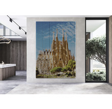Nástenný obraz s motívom Sagrada Familia v moderne zariadenej miestnosti