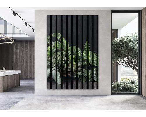 Dekoratívny nástenný panel s rastlinným motívom v modernom obývacom priestore