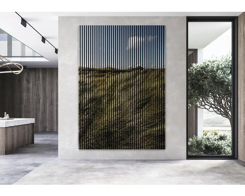 Veľká nástenná maľba s motívom krajiny v moderne navrhnutom priestore