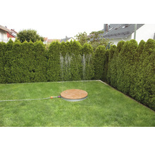 Záhrada s trávnikom a zavlažovacím systémom