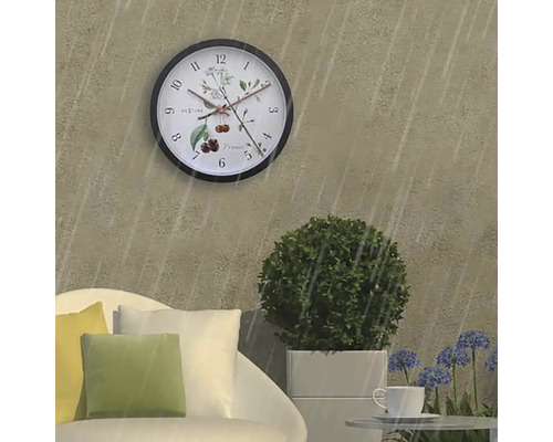 Nástenné hodiny s kvetinovým vzorom pre vonkajšie použitie