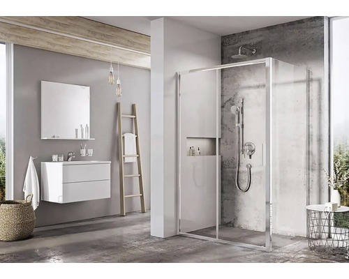 Moderná kúpeľňa so sprchou, umývadlom a rebrinovým regálom